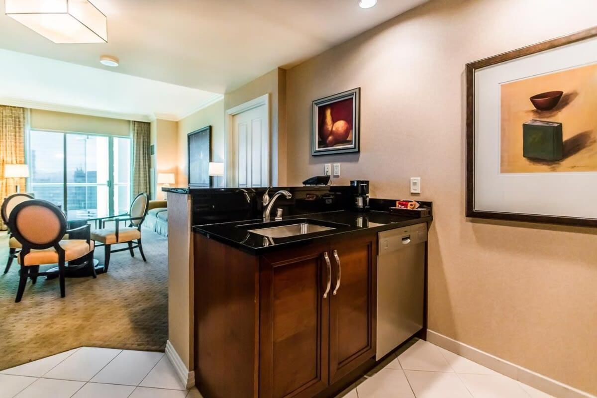 Mgm Signature 1br Balcony 06721 * Las Vegas